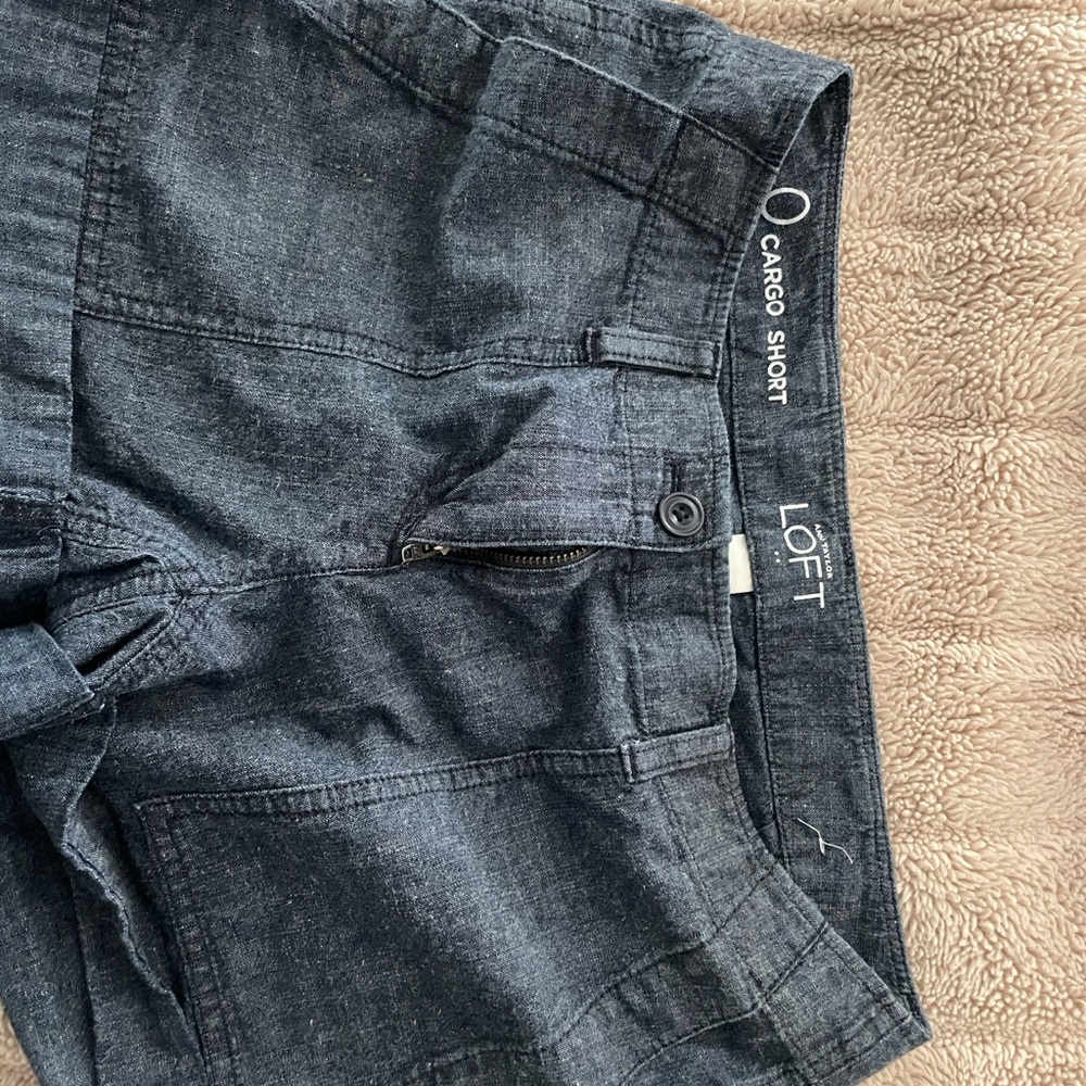 LOFT Men's Dark Gray Cargo Shorts